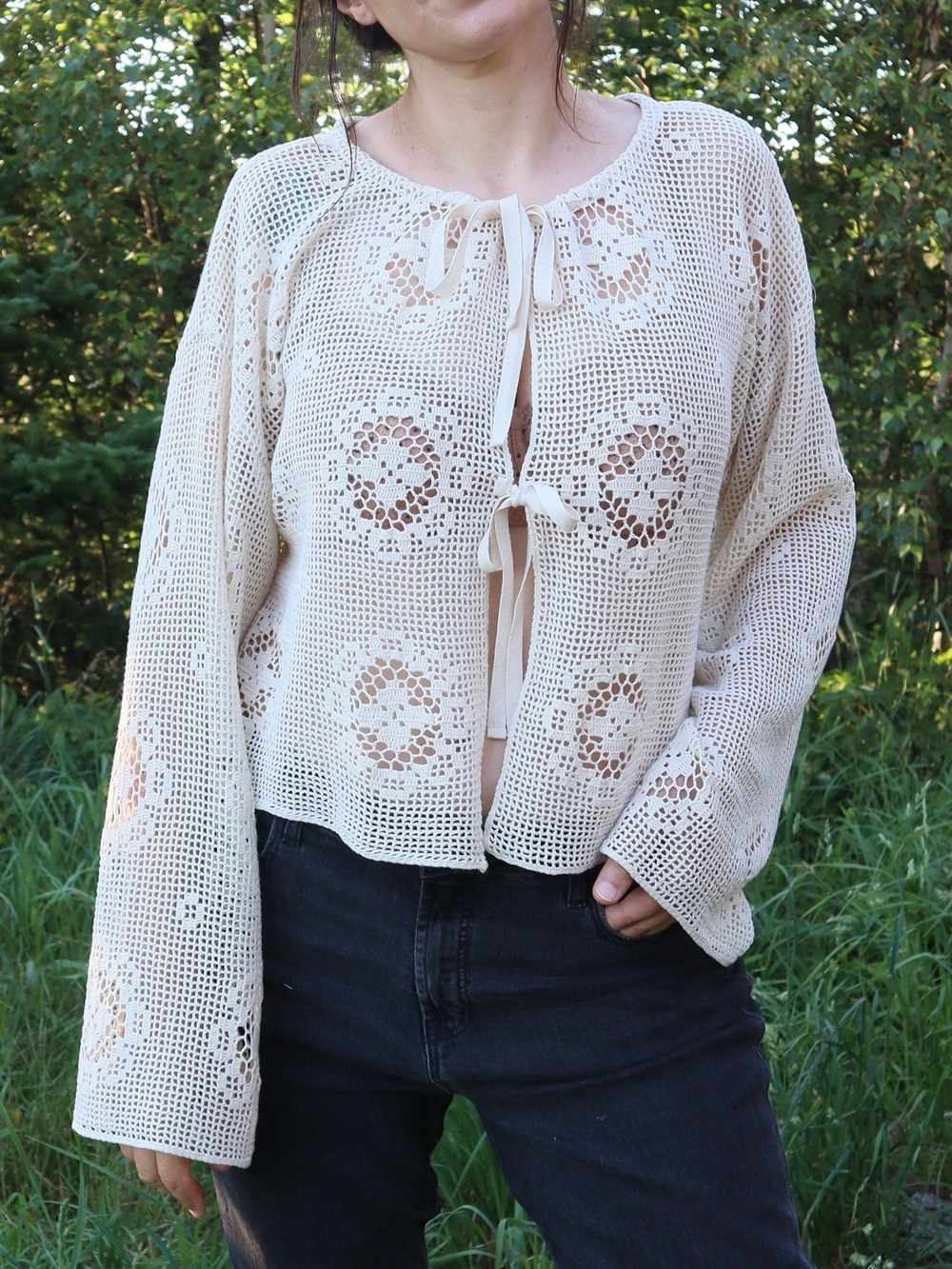 Upcycled Vintage Cotton Lace Tablecloth Crochet Tie-Front  Top in Cream L • XL - Picture 6 of 7